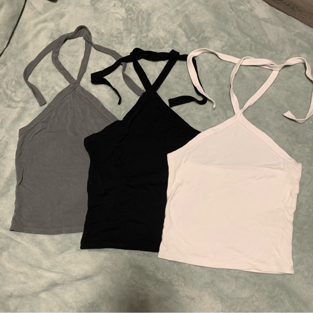 Size xs halter neck crop tops